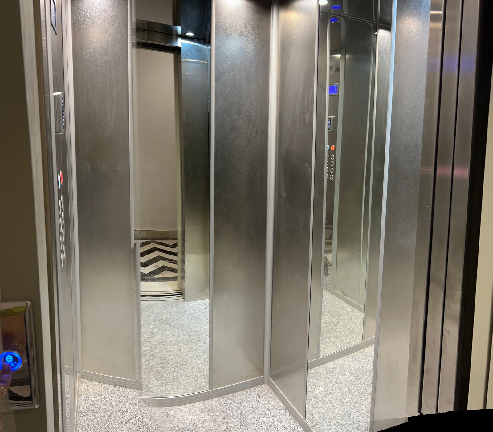 WhatsApp Image 2025-10-11 at 18.23.08 (2)