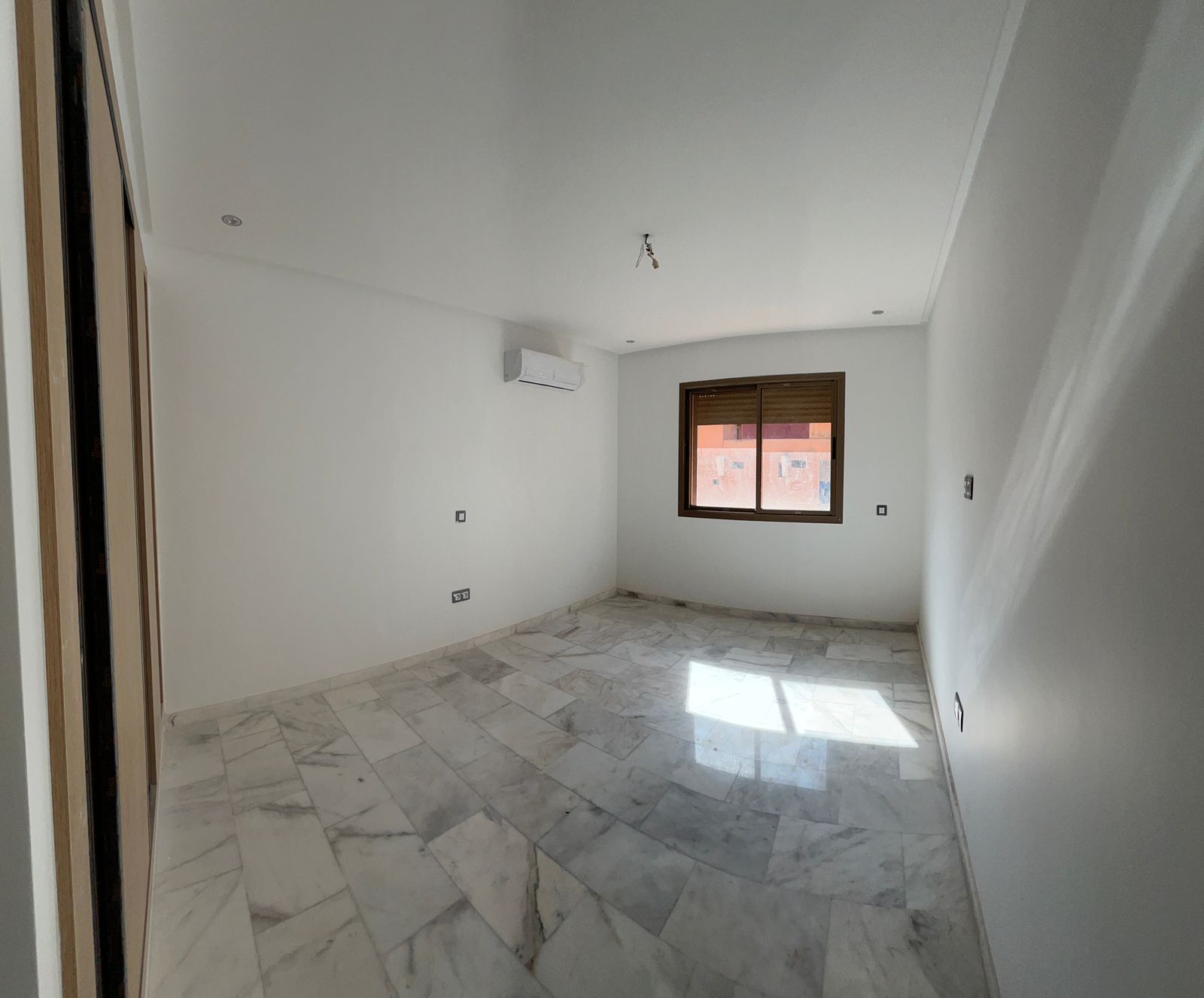 WhatsApp Image 2025-10-11 at 18.23.10 (1)