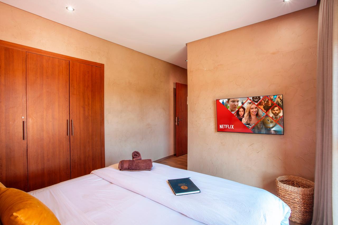 WhatsApp Image 2025-10-22 at 11.04.22 (2)