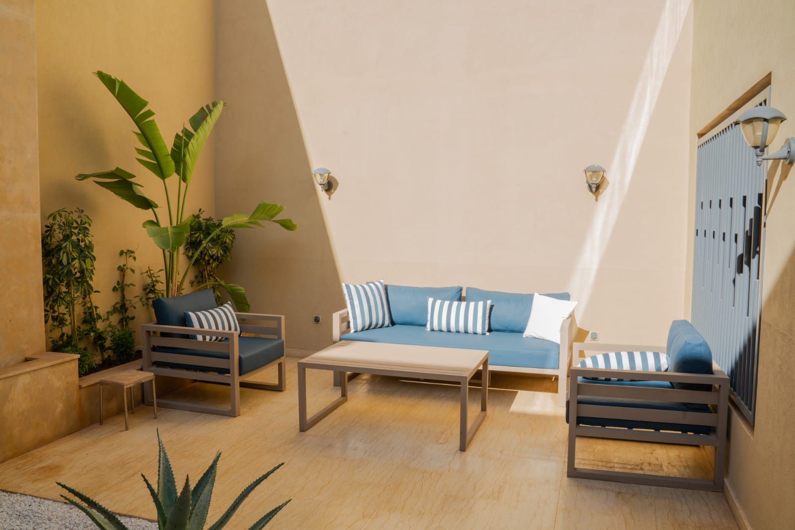 WhatsApp Image 2025-12-11 at 16.59.03 (1)