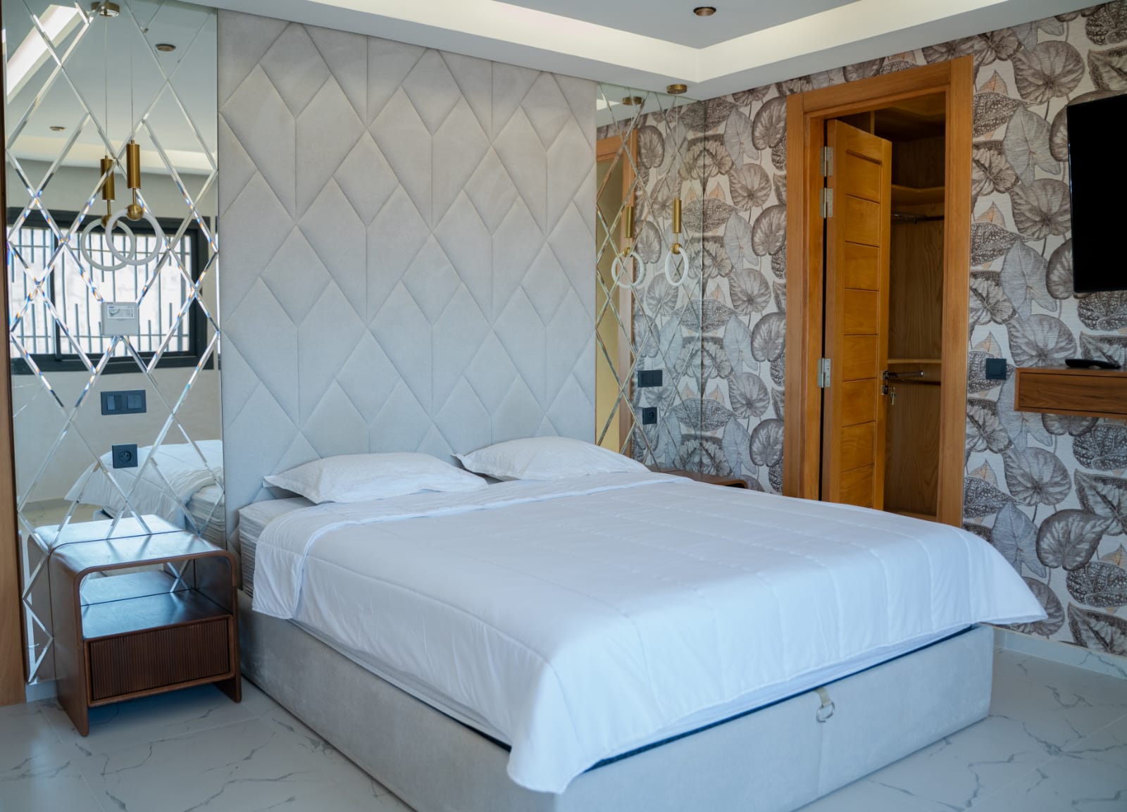 WhatsApp Image 2025-12-11 at 16.59.06 (1)